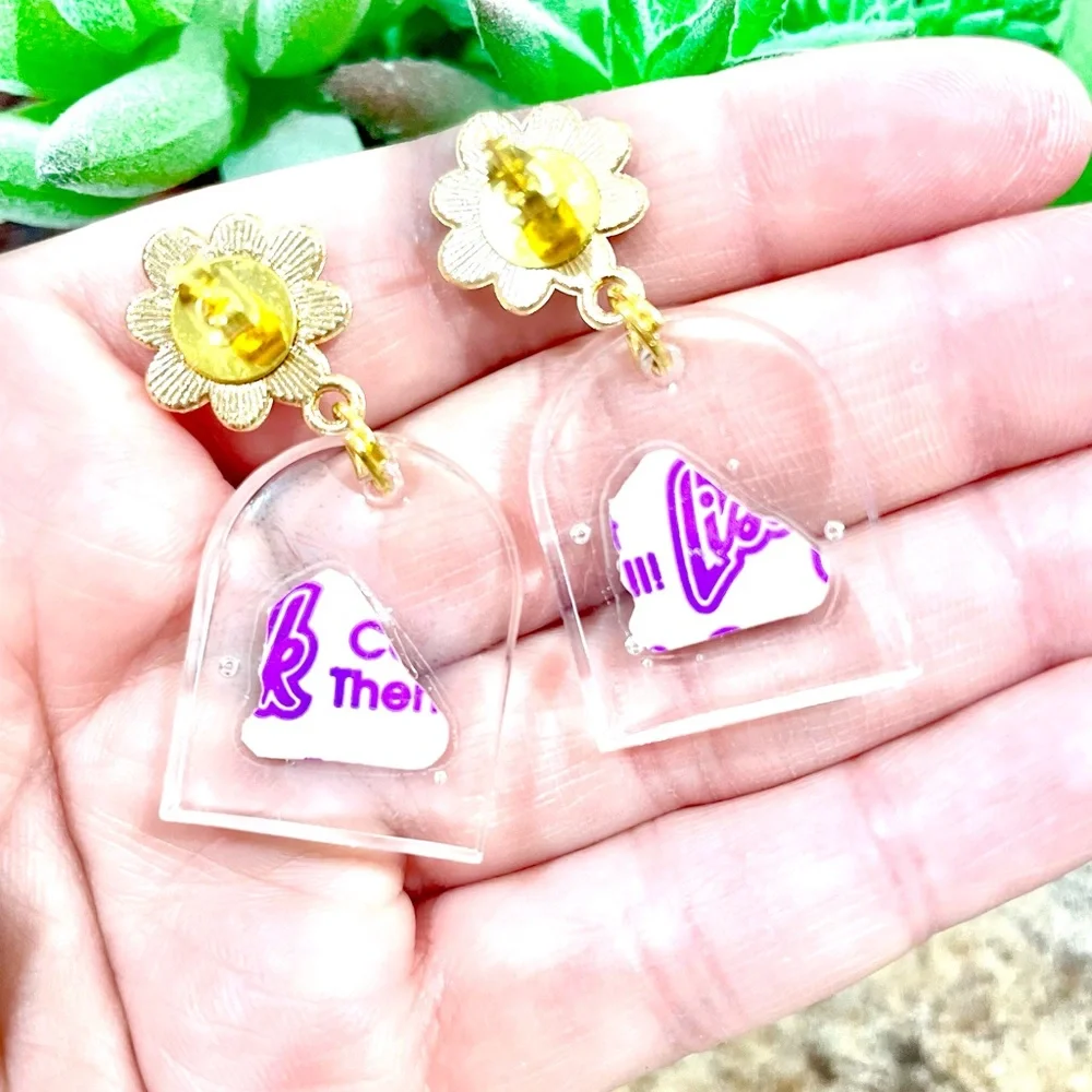 Lisa Frank Cat Acrylic Earrings - Picture 5 of 5